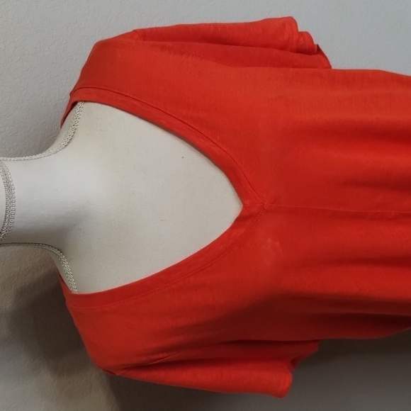 Tahari tee reddish orange Size 1X V Neck top linen natural material Tahari linen - Picture 2 of 10